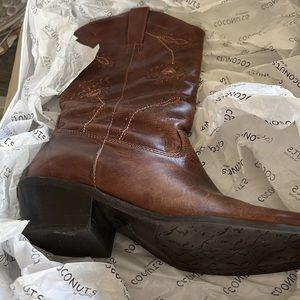 🌺SALE🌺COWBOY BOOTS, SANTA FE, Coconuts by Matisse